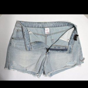 No Boundaries Junior Size 11 Light Wash High Rise Destructed Midi Shorts & Stain
